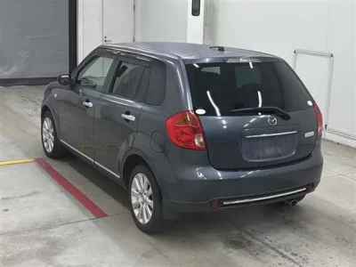 Mazda VERISA