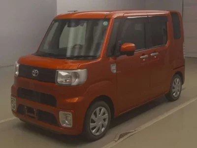Toyota PIXIS MEGA