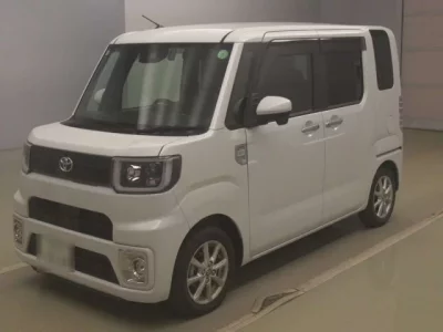 Toyota PIXIS MEGA