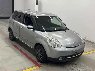 Mazda VERISA