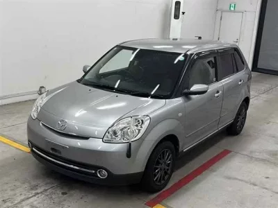 Mazda VERISA