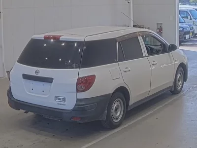 Nissan AD
