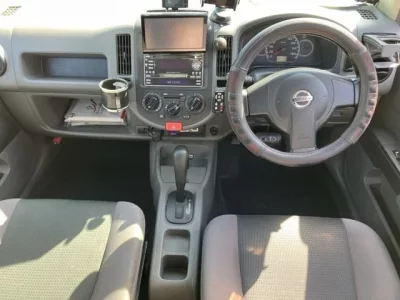 Nissan AD