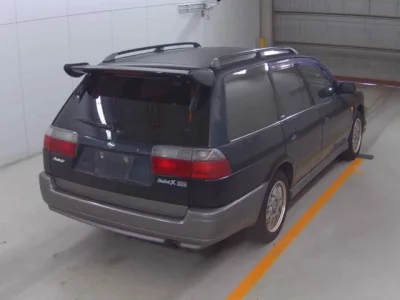 Nissan AVENIR WAGON