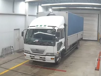 Nissan CONDOR