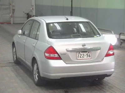 Nissan TIIDA LATIO