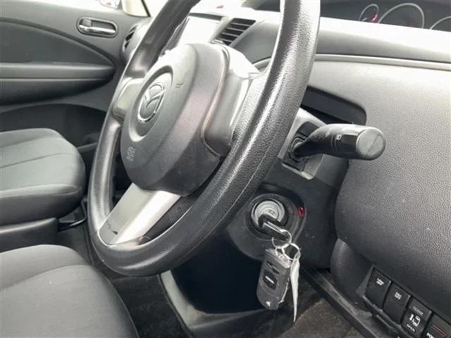 Mazda BIANTE