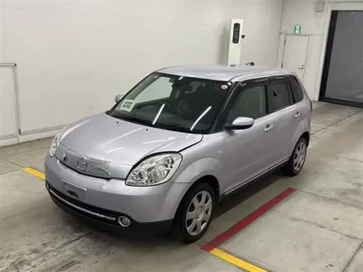 Mazda VERISA
