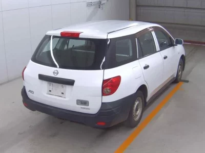 Nissan AD