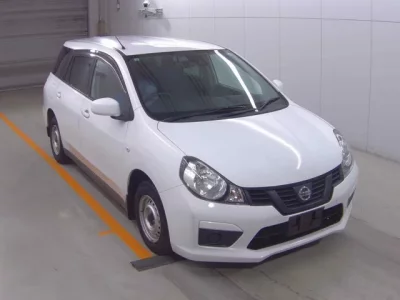 Nissan AD