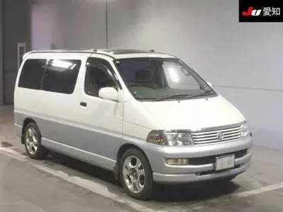 Toyota HIACE REGIUS