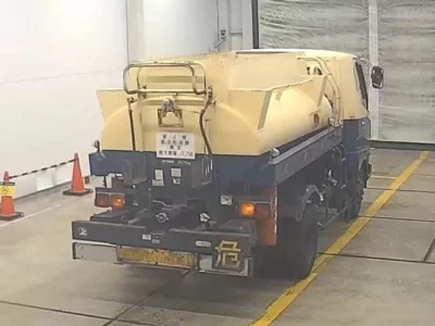 Mitsubishi FUSO FIGHTER