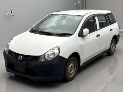 Nissan AD