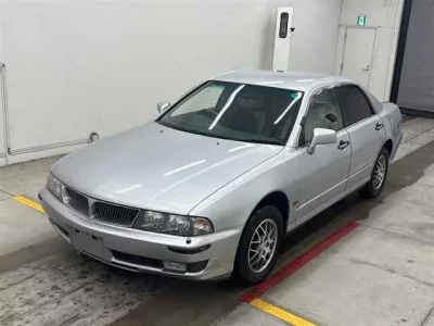 Mitsubishi DIAMANTE