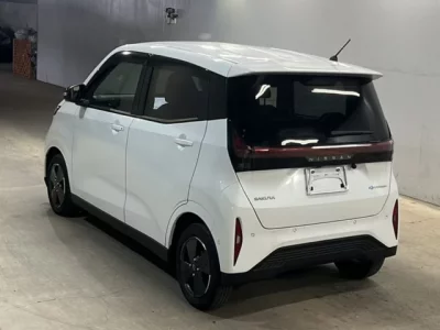 Nissan SAKURA