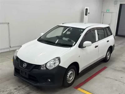 Nissan AD