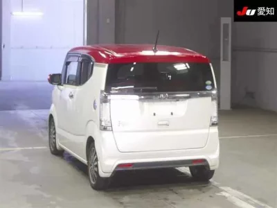 Honda N BOX SLASH