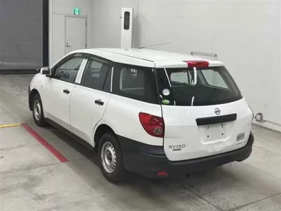 Nissan AD