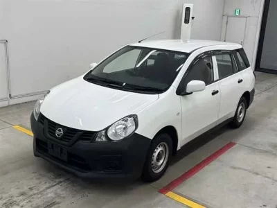 Nissan AD