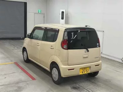 Suzuki MRWAGON