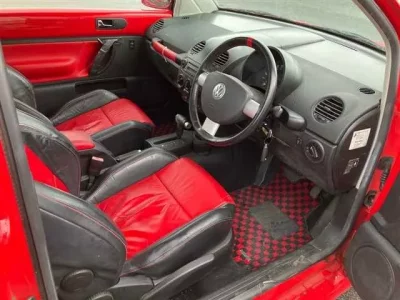 Volkswagen NEW BEETLE