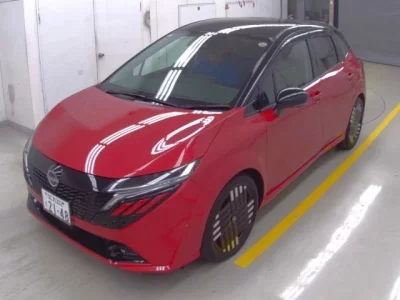 Nissan AURA