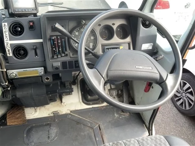 Toyota QUICKDELIVERY VAN