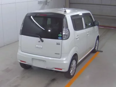 Suzuki MRWAGON