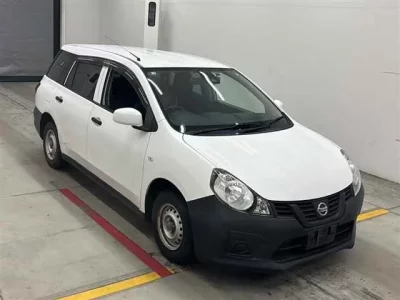 Nissan AD