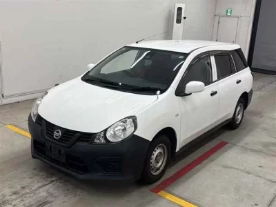 Nissan AD