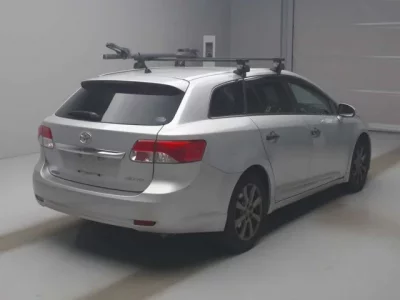 Toyota AVENSIS WAGON