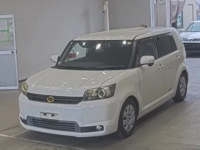 Toyota COROLLA RUMION