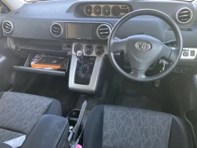 Toyota COROLLA RUMION