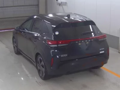Nissan AURA