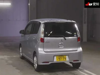 Mitsubishi EK CUSTOM