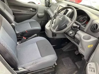 Mitsubishi DELICA D3