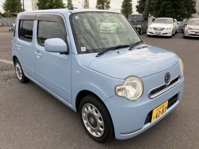 Daihatsu MIRA
