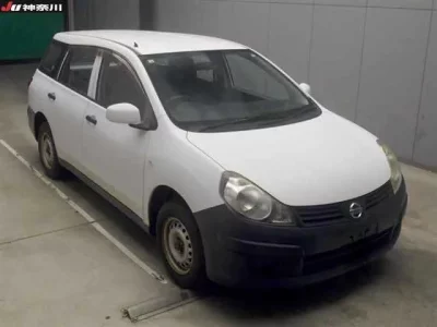 Nissan AD