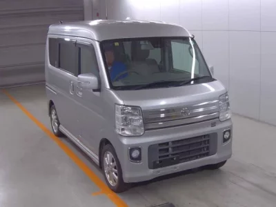 Nissan CLIPPER RIO