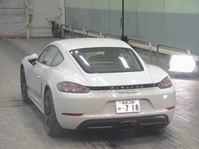 Porsche CAYMAN