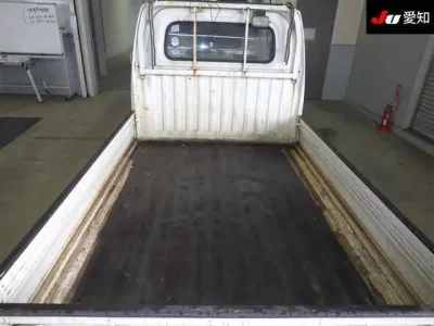Nissan CLIPPER TRUCK