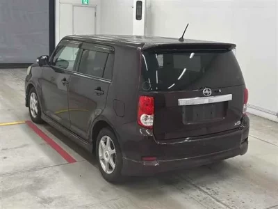 Toyota COROLLA RUMION