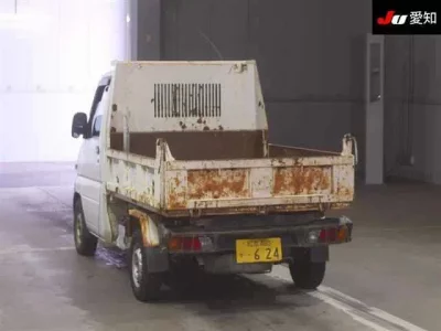 Nissan CLIPPER TRUCK