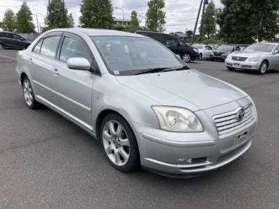 Toyota AVENSIS SEDAN