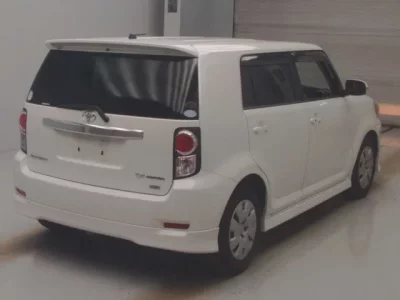 Toyota COROLLA RUMION