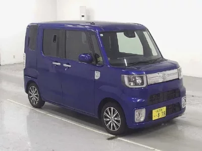Toyota PIXIS MEGA