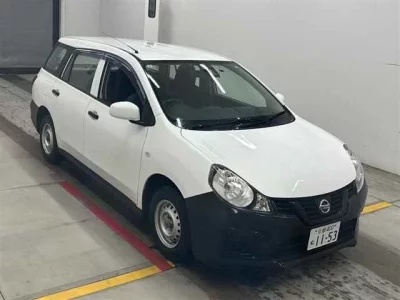 Nissan AD