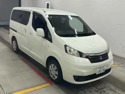 Mitsubishi DELICA D3