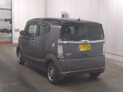 Honda N BOX SLASH