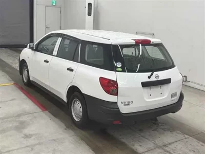 Nissan AD